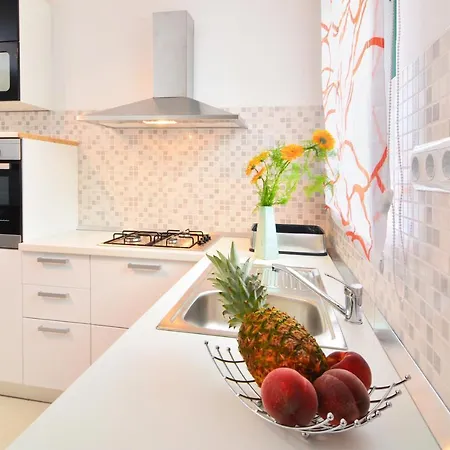 Ante 2 Apartman Hvar Town