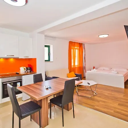 Apartman Ante 2