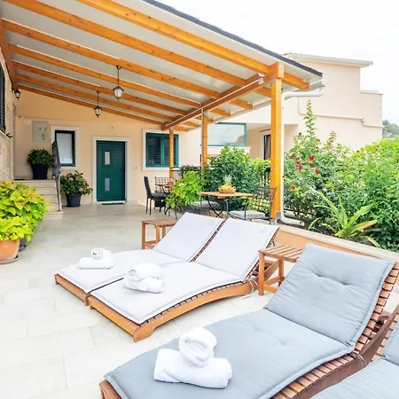 Ante 2 Apartman