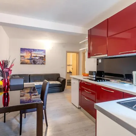 Ante 2 公寓 赫瓦尔