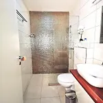 Ante 2 Hvar Center, Pool Хвар