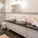 Ante 2 Apartment