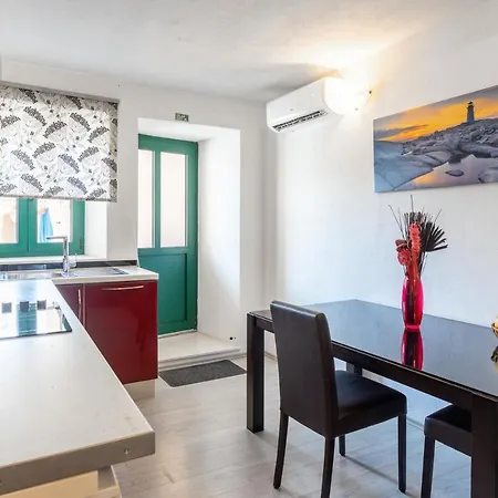 Ante 2 Hvar Center, Pool Апартаменти *