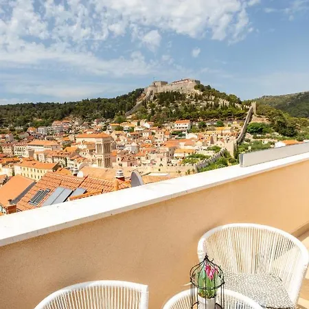 Ante 2 Hvar Center, Pool Διαμέρισμα