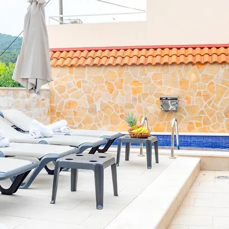 Ante 2 Hvar Center, Pool Apartman Hvar Town