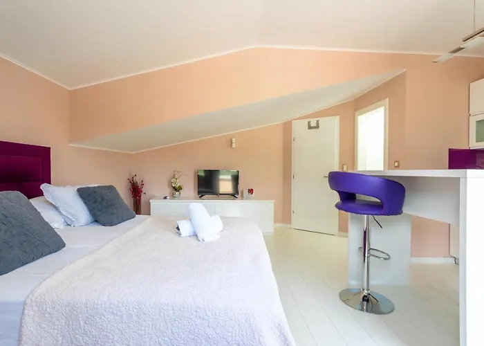 Ante 2 Apartment Hvar Town